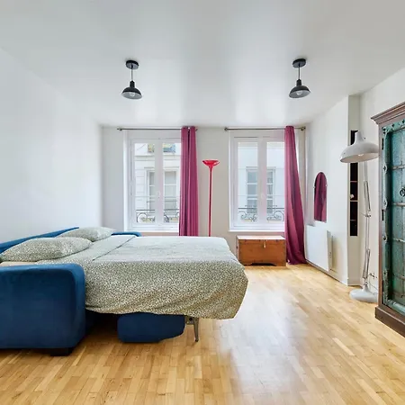 Beaubourg 3rd Atypical & Spacious Managed By Mey Agency 아파트 파리